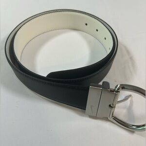 Nike Black and White Reversible Belt with D-Ring Buckle